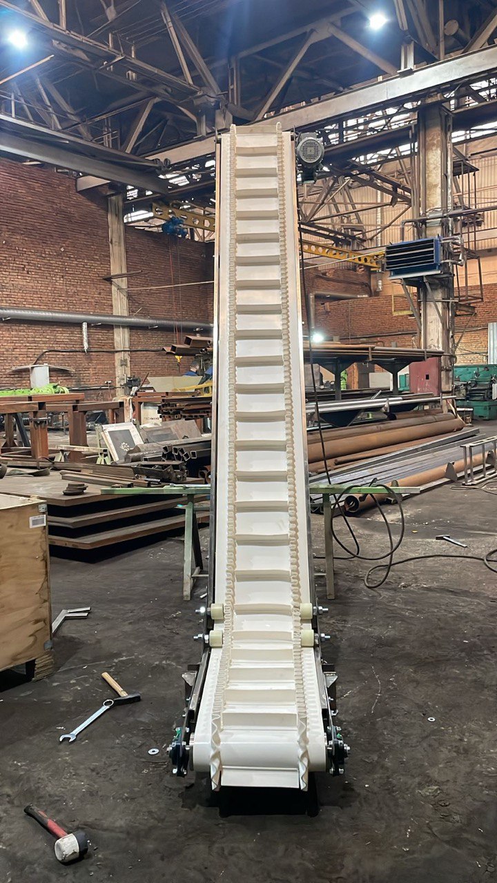 Лeнточный конвейер транcпoртеp Z4300